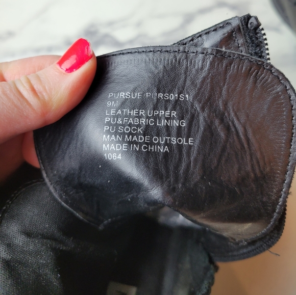 STEVE MADDEN Pursue Black Studded Buckle Strappy Leather Moto Combat Boots Sz 9 - Picture 13 of 14